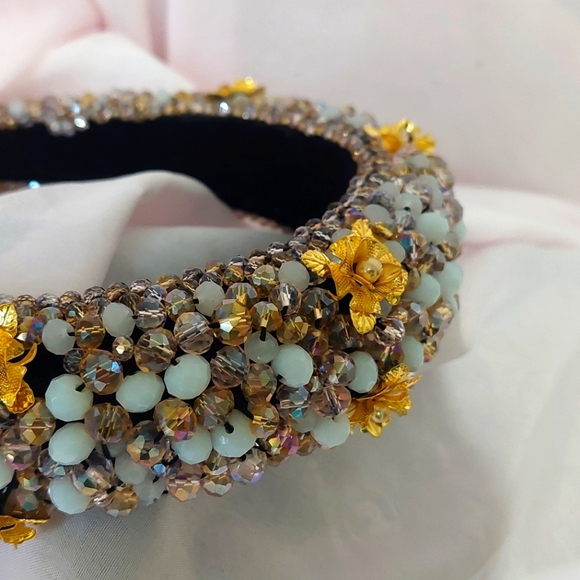 Gold Rose Crystal & Beaded Headband. NWOT. - Picture 5 of 8
